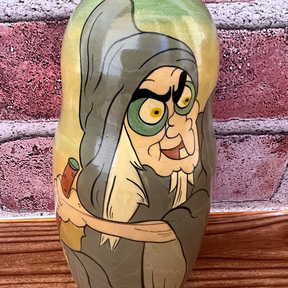 Vintage Russian Stacking - Nesting Dolls Snow White 7 pieces - Picture 7 of 12